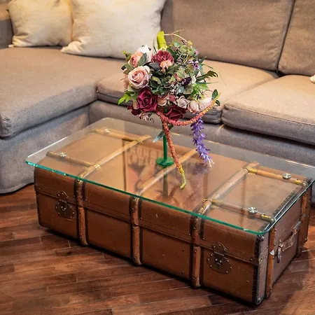 Le Rendezvous New Town *